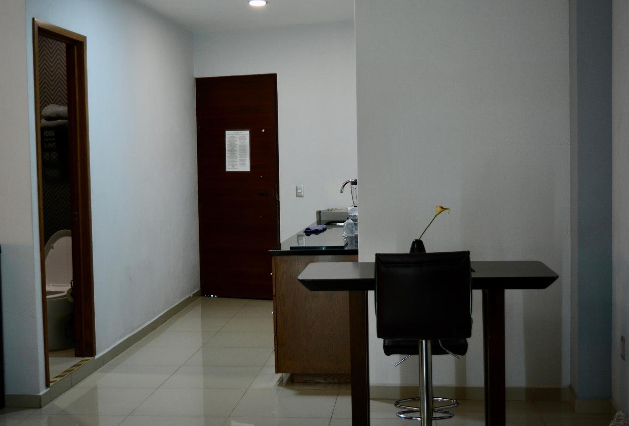 Suites La Gloria Tepatitlán Exterior foto